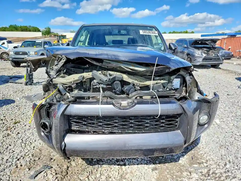 JTEZU5JR8K5204410 2019 TOYOTA 4RUNNER-4