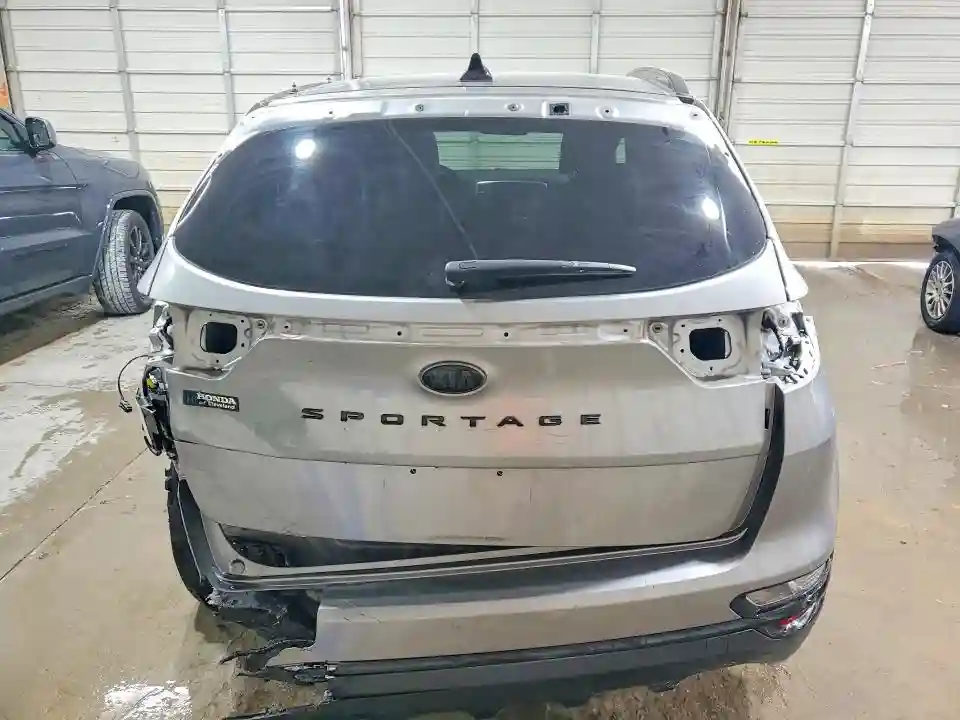 KNDP63AC0M7935653 2021 KIA SPORTAGE-5