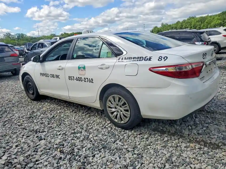 4T1BF1FK7HU451500 2017 TOYOTA CAMRY-1