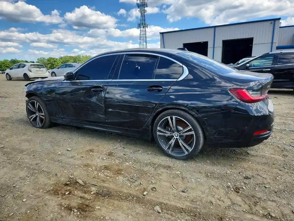 3MW89FF07R8E81321 2024 BMW 3 SERIES-1