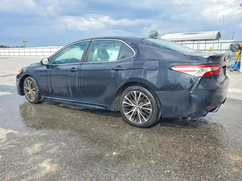 4T1G11AK3LU333626 2020 TOYOTA CAMRY-1