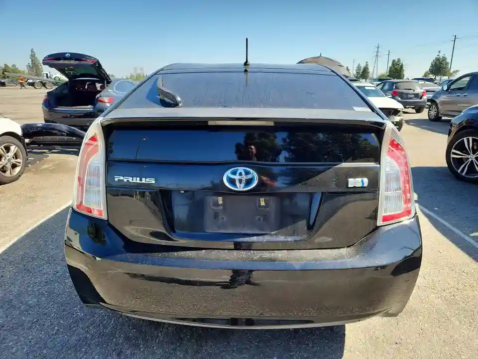 JTDKN3DU7F0454019 2015 TOYOTA PRIUS-5