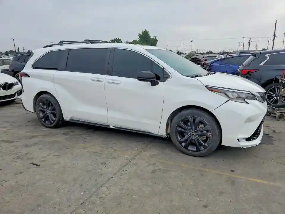 5TDXRKEC9NS086710 2022 TOYOTA SIENNA-3