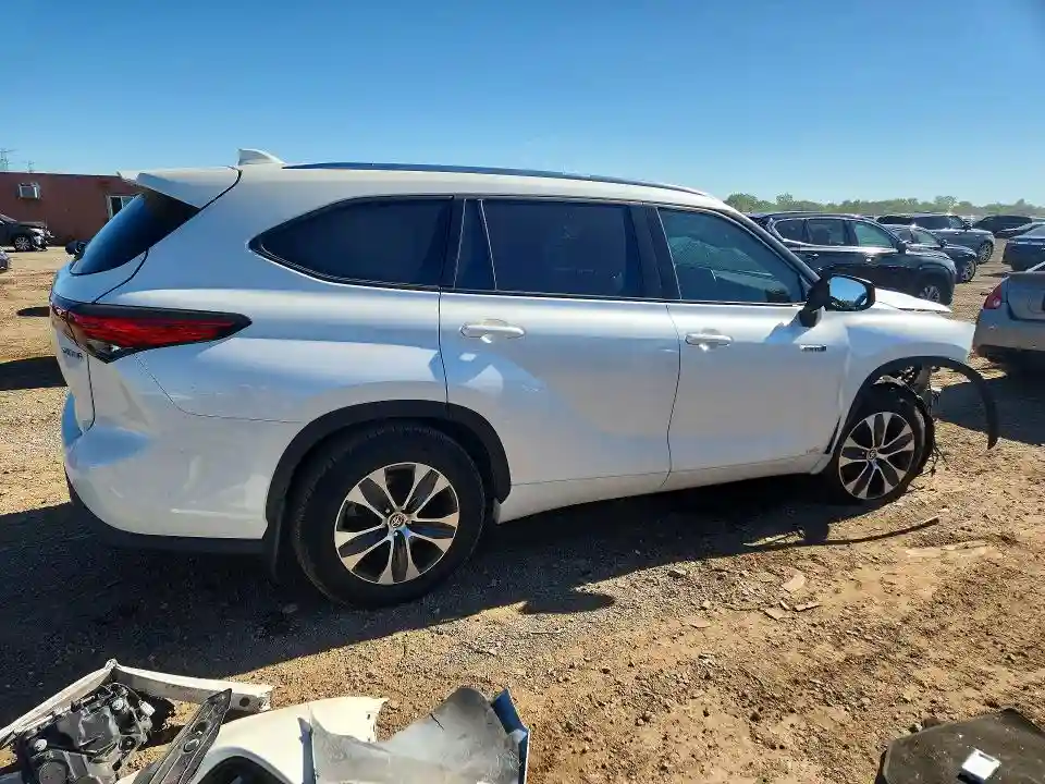 5TDGBRCH3LS506129 2020 TOYOTA HIGHLANDER-2