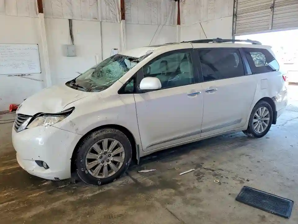 5TDDK3DC3FS101461 2015 TOYOTA SIENNA-0