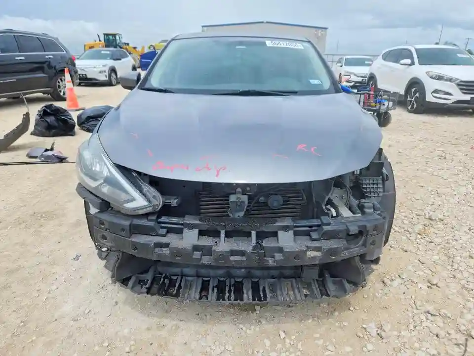 3N1AB7AP8JY301368 2018 NISSAN SENTRA-4