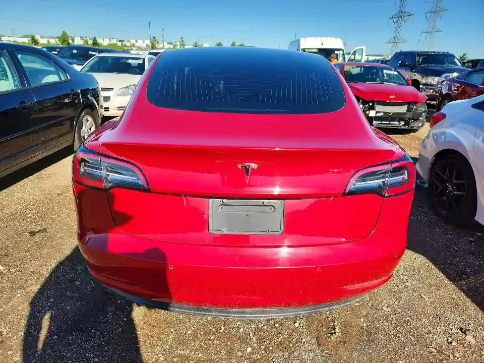 5YJ3E1EA9KF435898 2019 TESLA MODEL 3-5