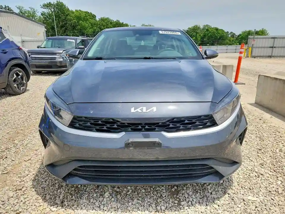 3KPF24AD3RE773126 2024 KIA FORTE-4