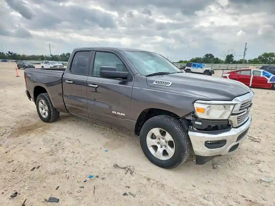 1C6SRFBT7KN832344 2019 RAM 1500-3