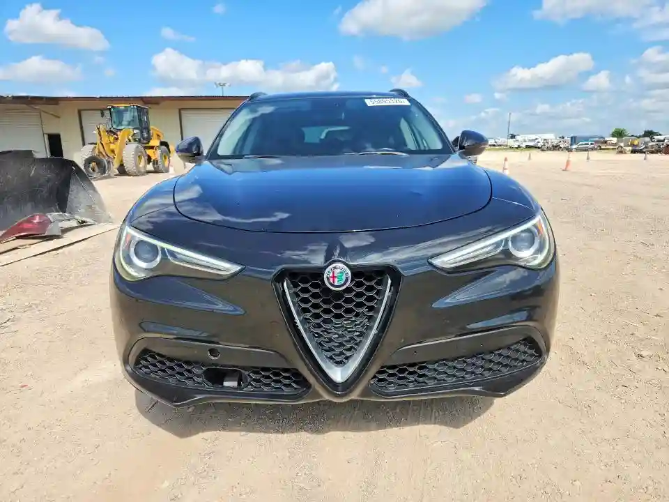 ZASFAKPNXJ7B85520 2018 ALFA ROMEO STELVIO-4