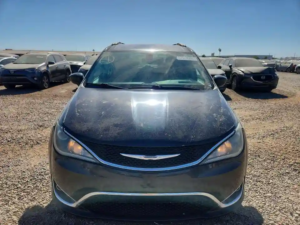 2C4RC1BG0HR613297 2017 CHRYSLER PACIFICA-4