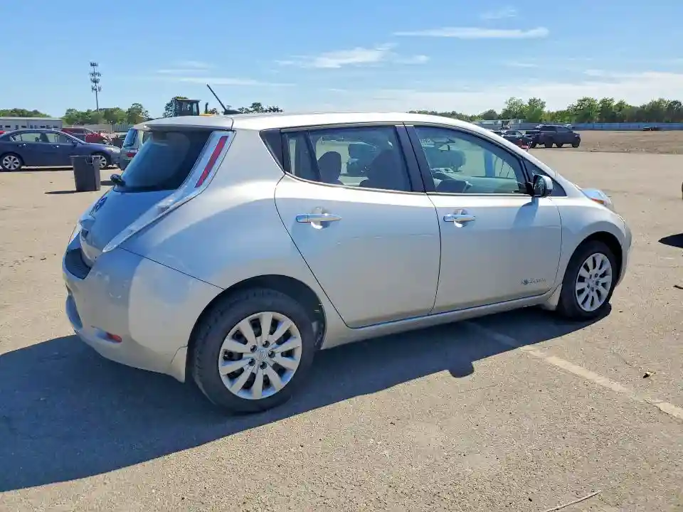 1N4BZ0CP1HC307314 2017 NISSAN LEAF-2
