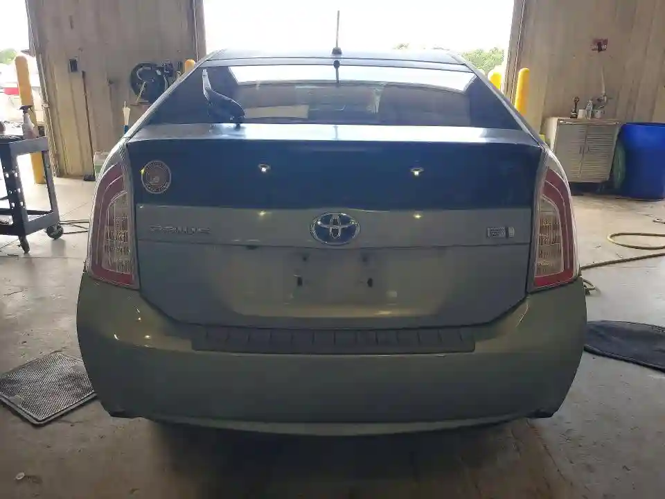 JTDKN3DU2F1963123 2015 TOYOTA PRIUS-5