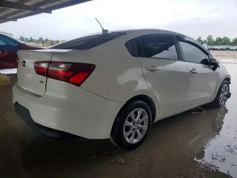 KNADM4A34G6638231 2016 KIA RIO-2