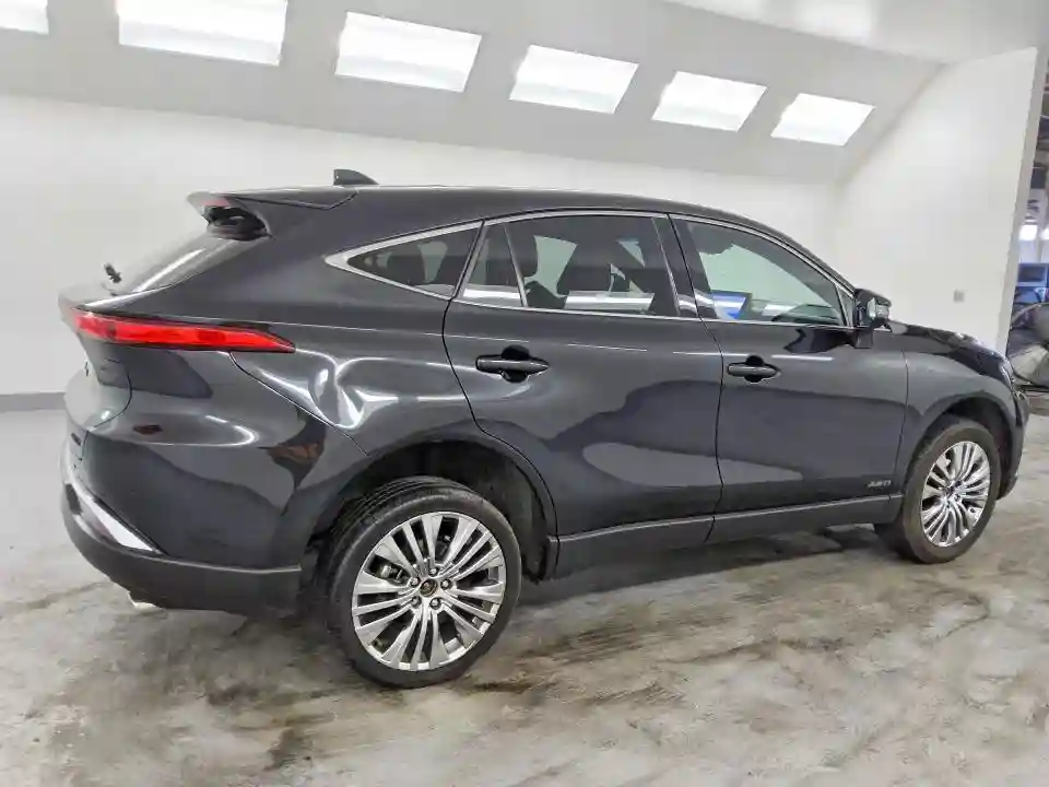 JTEAAAAH6PJ127279 2023 TOYOTA VENZA-2
