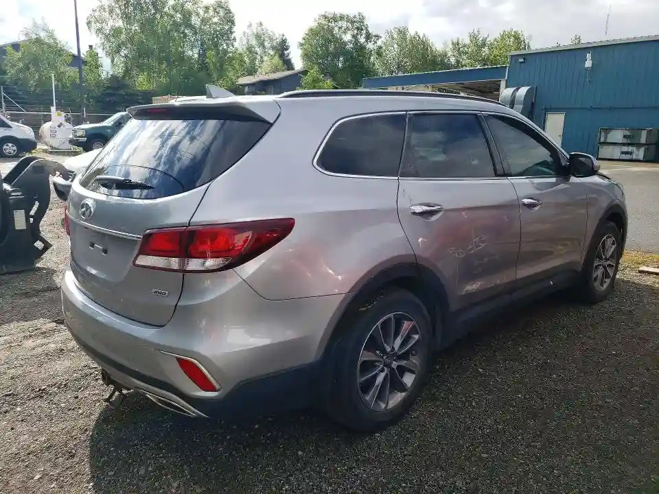 KM8SMDHFXHU200381 2017 HYUNDAI SANTA FE-2