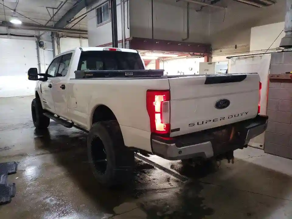 1FT8W3BT2HEE37989 2017 FORD F350-1