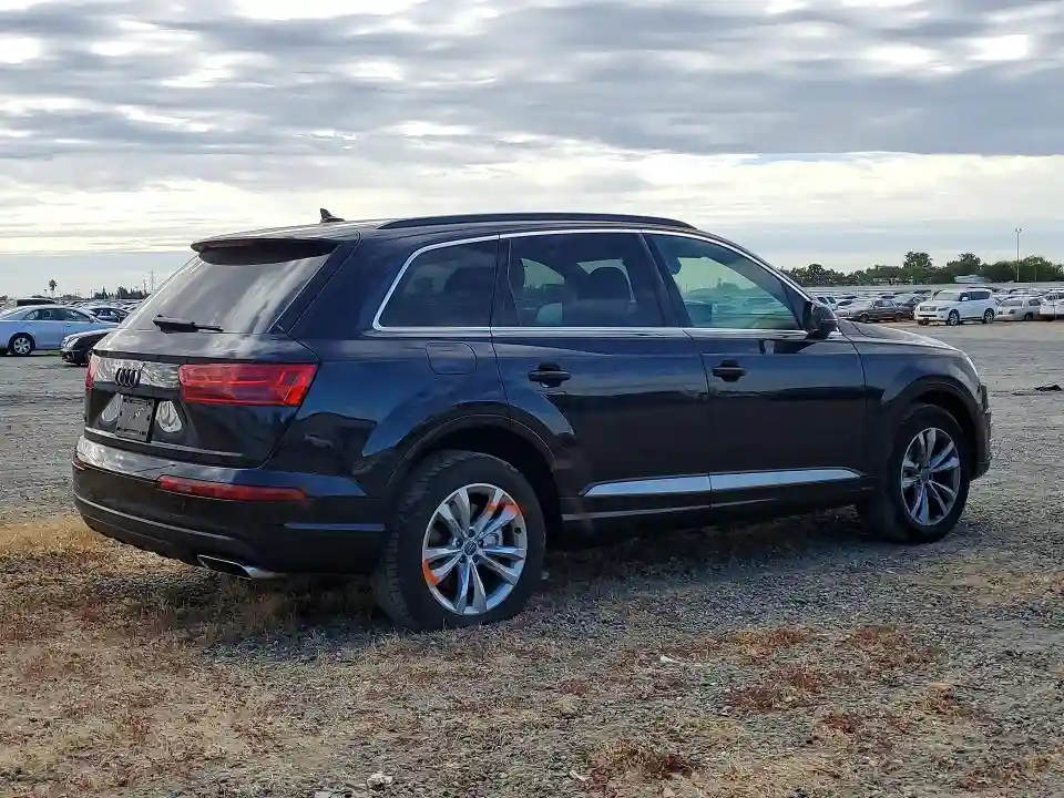 WA1LHAF70JD000343 2018 AUDI Q7-2
