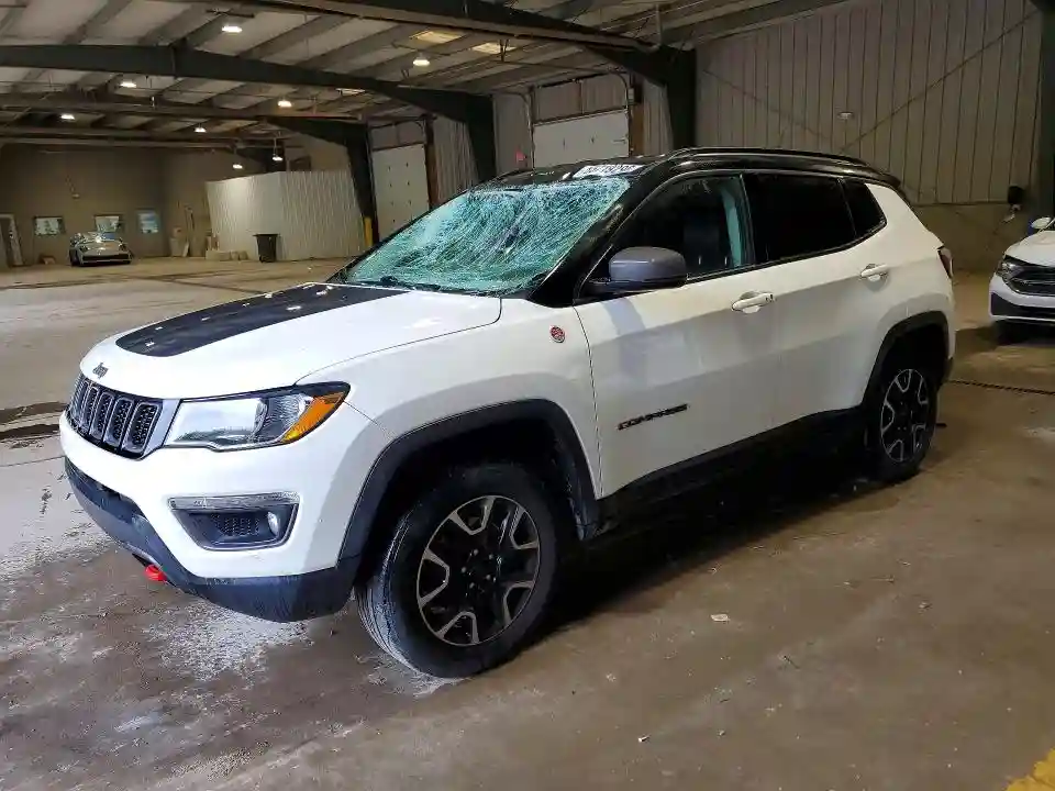3C4NJDDB5KT721782 2019 JEEP COMPASS-0