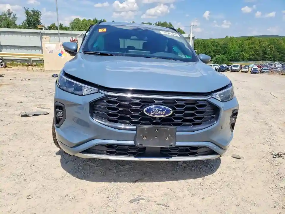 1FMCU9NA7PUB18200 2023 FORD ESCAPE ST-4