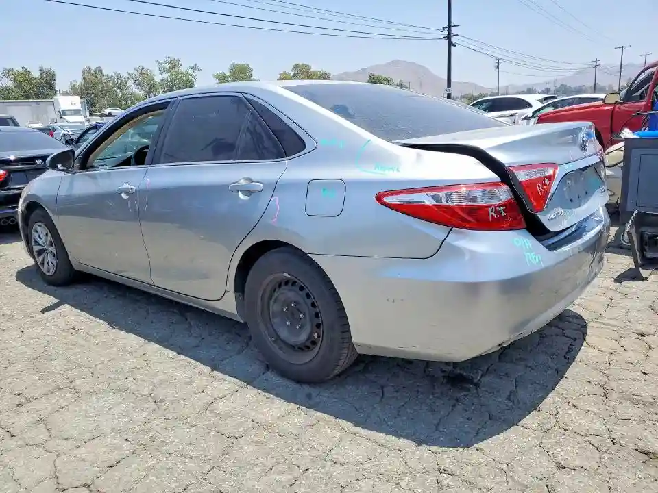 4T4BF1FK2FR456994 2015 TOYOTA CAMRY-1