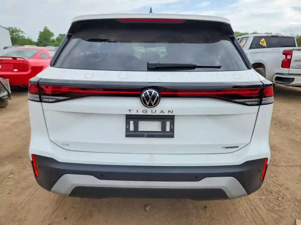 3VVER7RM8SM035509 2025 VOLKSWAGEN TIGUAN-5
