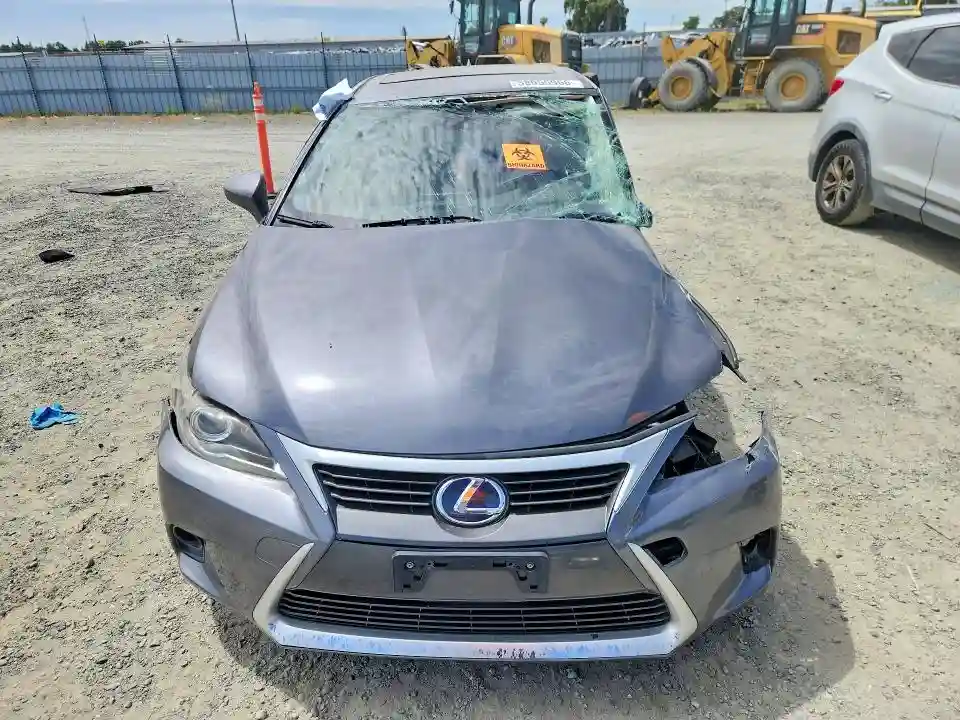 JTHKD5BHXG2271058 2016 LEXUS CT 200-4