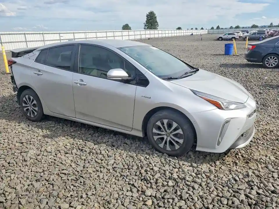 JTDL9RFU1L3014946 2020 TOYOTA PRIUS-3