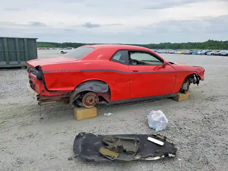 2C3CDZAG2FH724413 2015 DODGE CHALLENGER-2