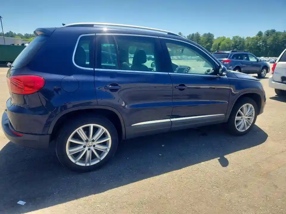 WVGBV7AX8FW563104 2015 VOLKSWAGEN TIGUAN-2