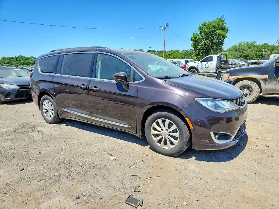 2C4RC1BG6HR733850 2017 CHRYSLER PACIFICA-3
