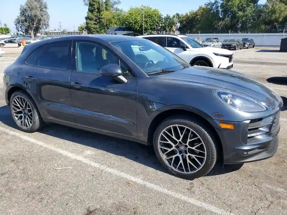 WP1AA2A51KLB00714 2019 PORSCHE MACAN-3
