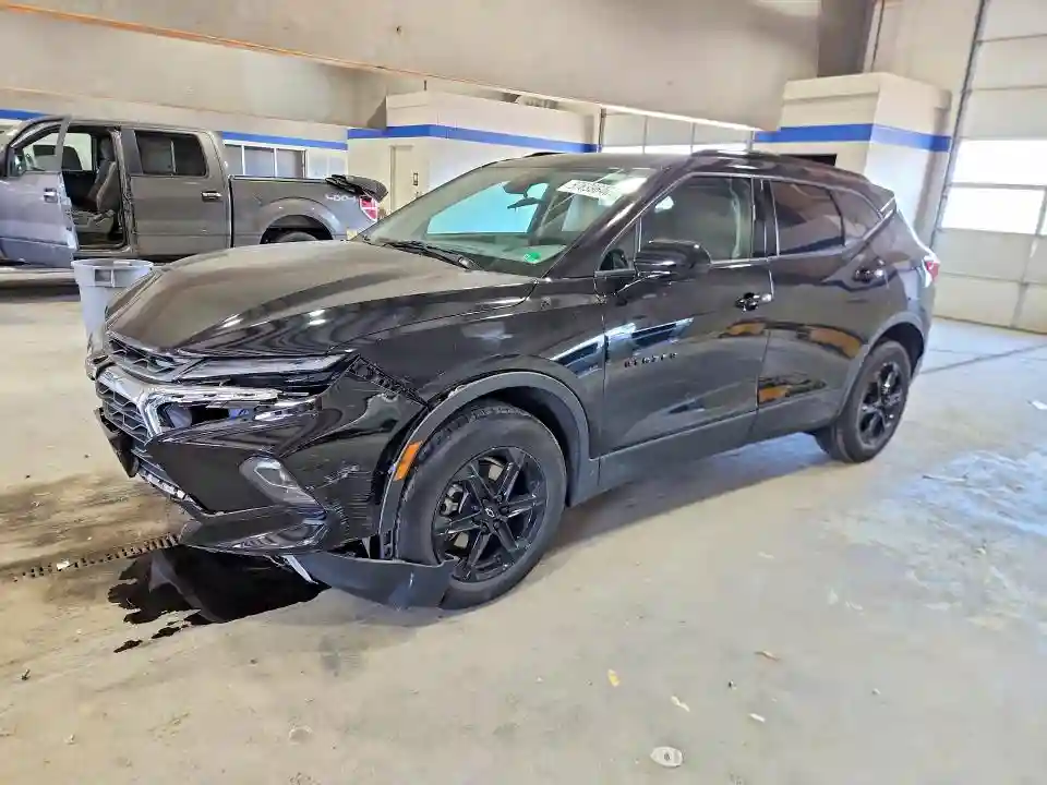 3GNKBHR41PS112906 2023 CHEVROLET BLAZER-0