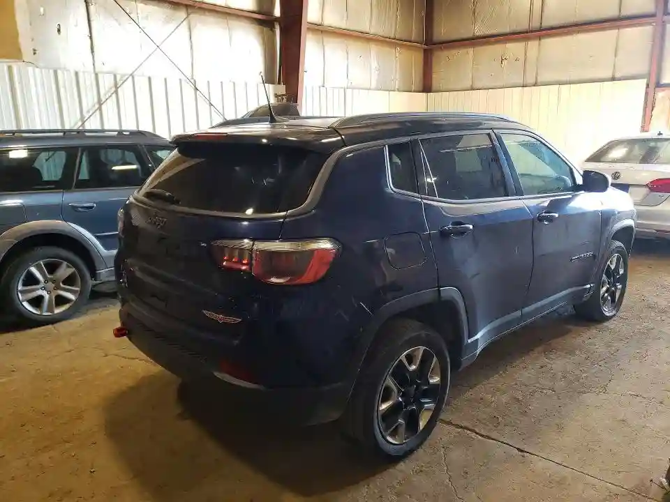 3C4NJDDB8HT667984 2017 JEEP COMPASS-2