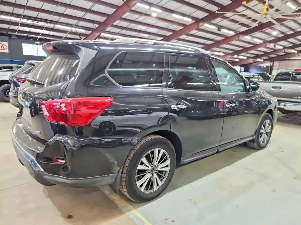 5N1DR2MM0HC696719 2017 NISSAN PATHFINDER-2