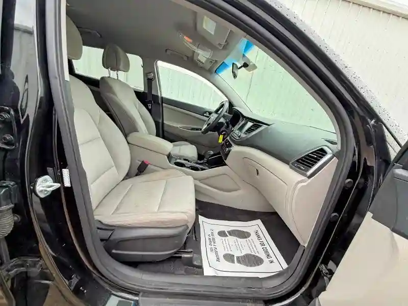 KM8J3CA45JU713741 2018 HYUNDAI TUCSON-4