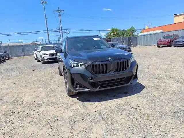 WBX73EF06T5599183 2026 BMW X1-2