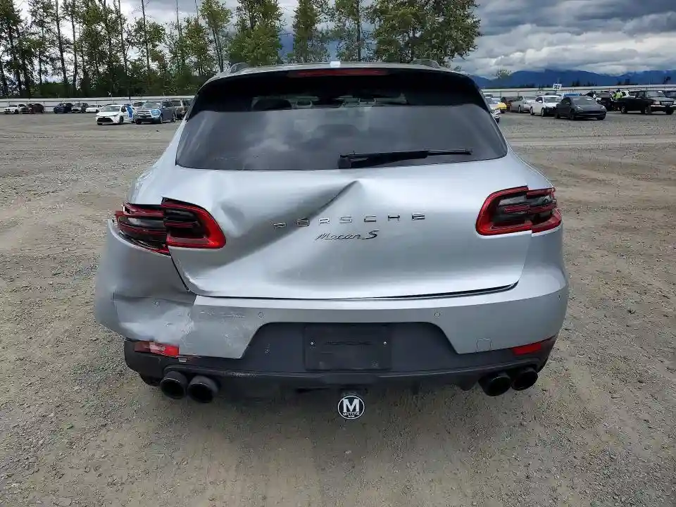 WP1AB2A57JLB34278 2018 PORSCHE MACAN-5