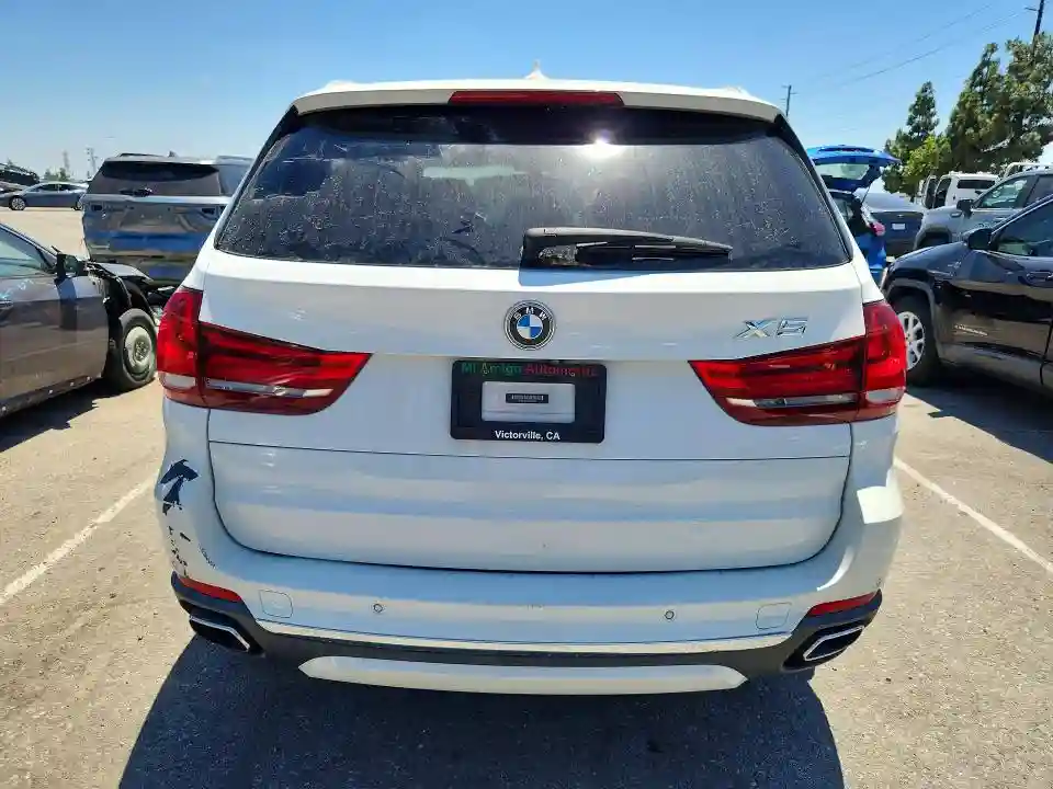 5UXKR2C5XJ0X10069 2018 BMW X5-5