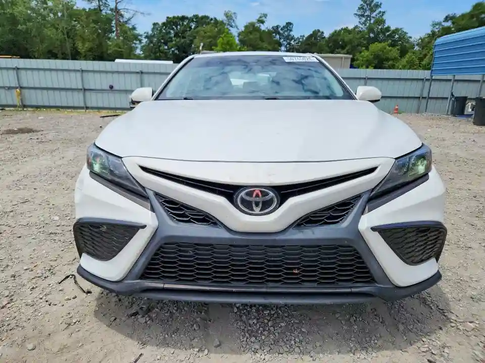 4T1G11AK6MU565350 2021 TOYOTA CAMRY-4