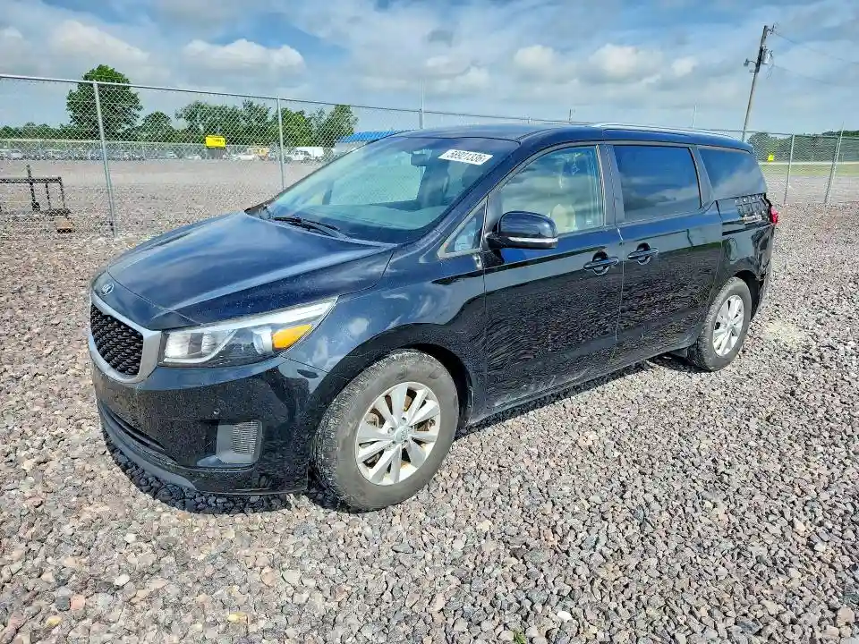KNDMB5C16J6367898 2018 KIA SEDONA-0