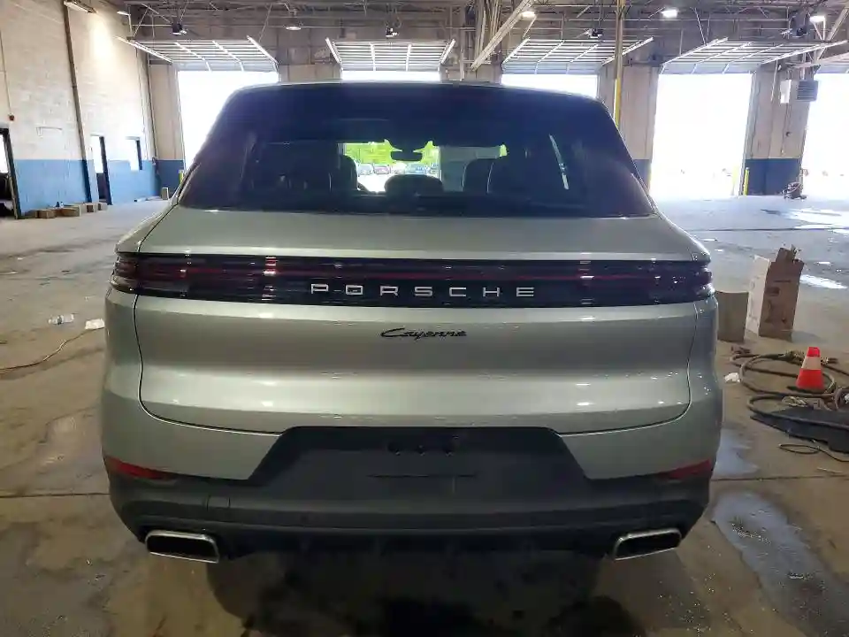 WP1AA2AY5TDA00802 2026 PORSCHE CAYENNE-5