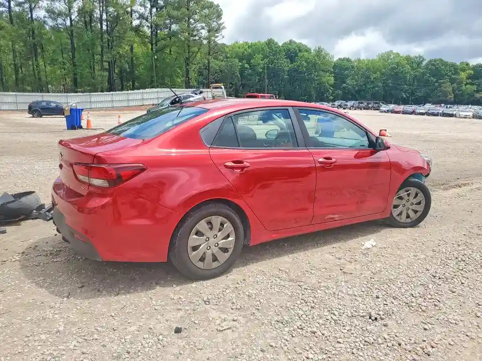 3KPA24AB1JE062750 2018 KIA RIO-2