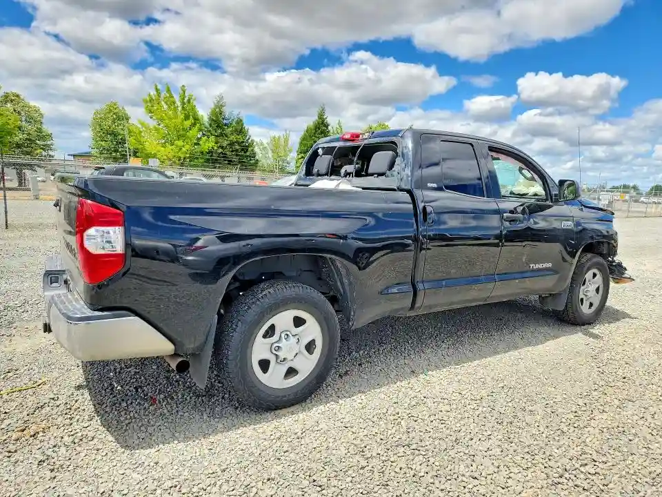 5TFUY5F10JX690865 2018 TOYOTA TUNDRA-2