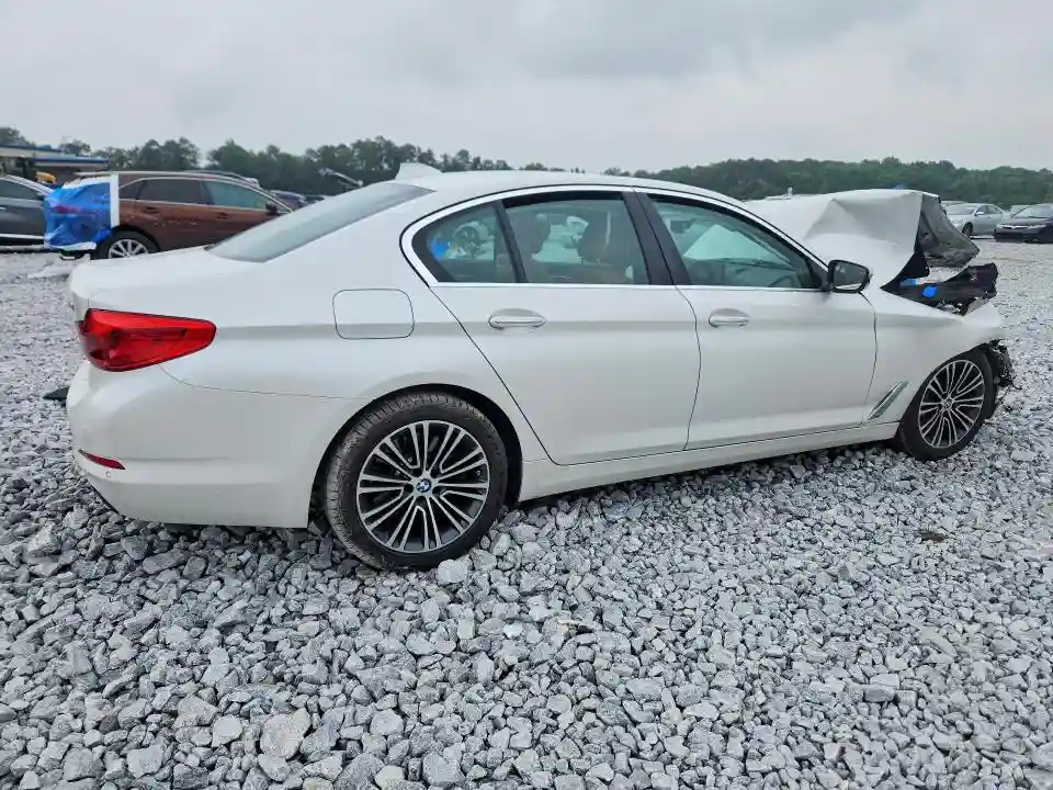 WBAJE5C54JWA94702 2018 BMW 5 SERIES-2