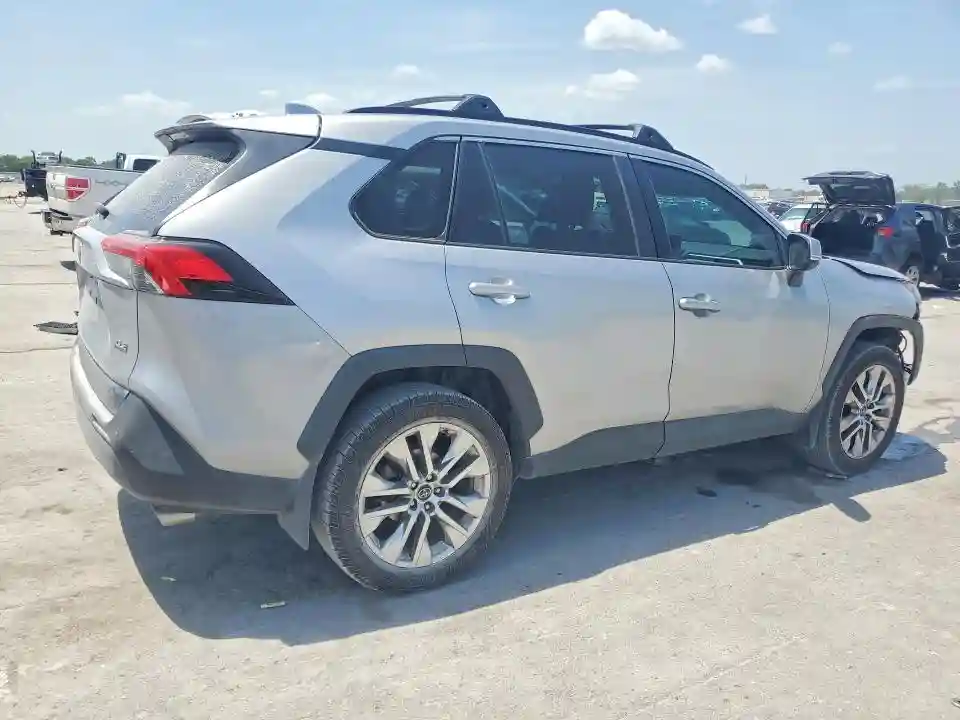 2T3C1RFV0MC090061 2021 TOYOTA RAV4-2