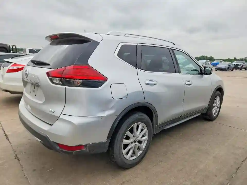 JN8AT2MT9HW153419 2017 NISSAN ROGUE-2