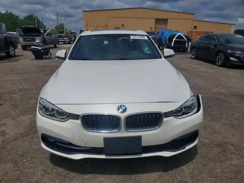 WBA8D9C58JEM31464 2018 BMW 3 SERIES-4