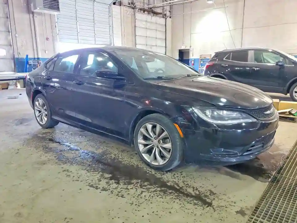 1C3CCCBG7FN717995 2015 CHRYSLER 200-3