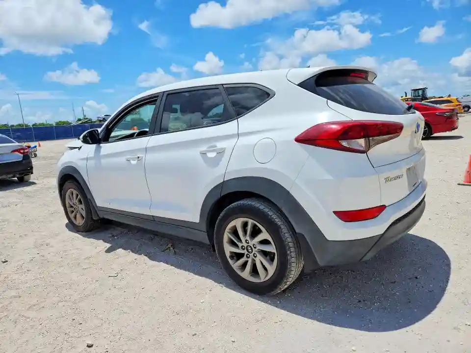 KM8J23A44JU702958 2018 HYUNDAI TUCSON-1